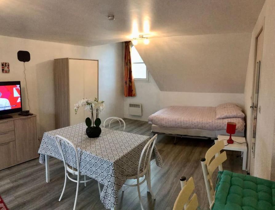 Appart T1 Prefecture Et Centre Льо Ман Екстериор снимка