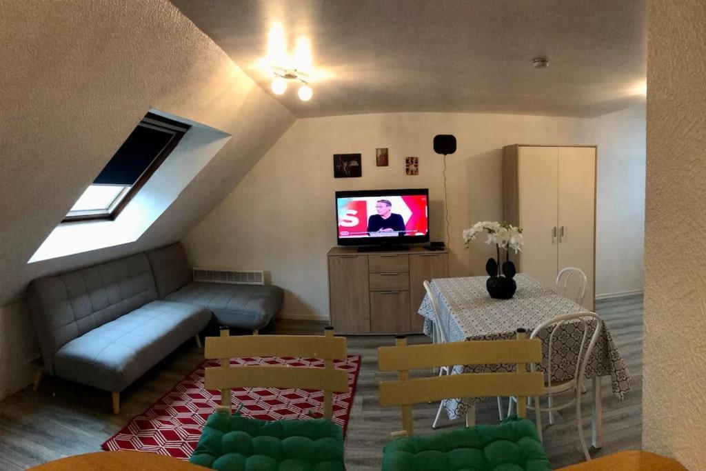 Appart T1 Prefecture Et Centre Льо Ман Екстериор снимка